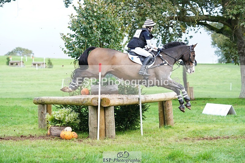 231020-134706-09391 - 103-BEECH.HILL.KIKO.CLOVER-Harriet.Blair-XC