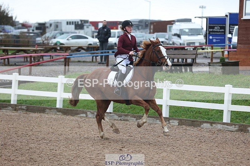 231112A-100209-03169 - Cls 17 Blue Chip Novice Winter Qualifier