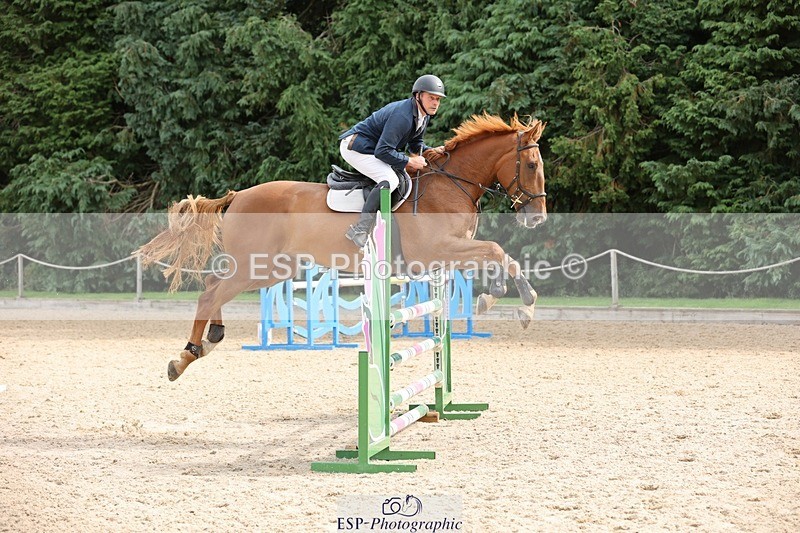 240817-110028-00761 - 03A Snr Disc