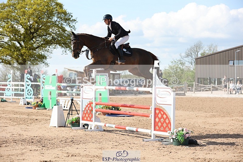 250427-160454-18319 - Cls 24 - 1 Star Gold Tour