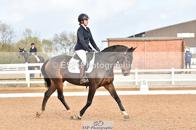 231104A-112454-01533 - Cls 5 Novice 37A