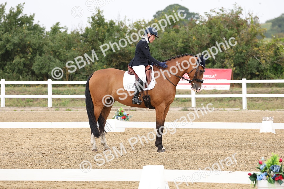 SBM_006274 - Class 6 - novice 6 - 11.50-12.46