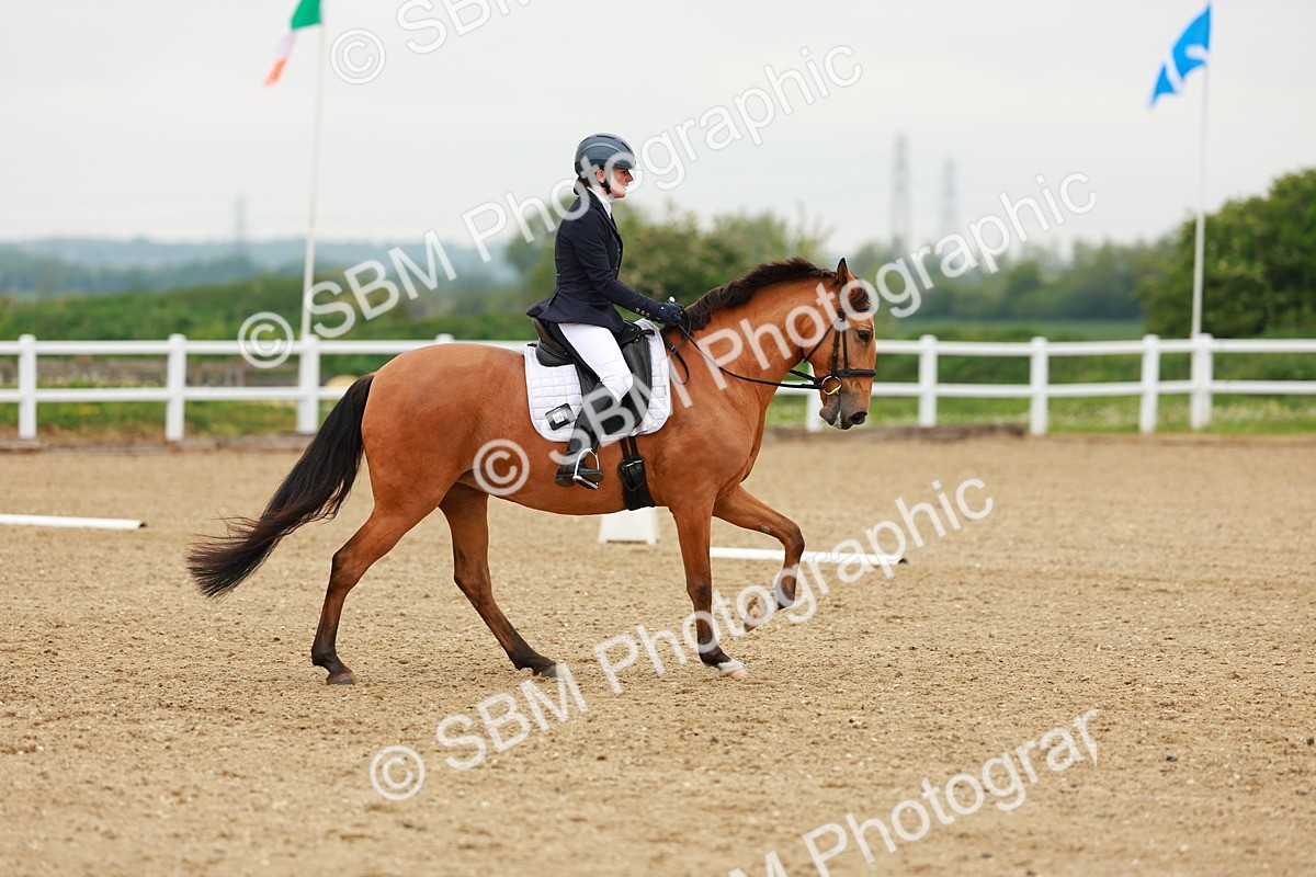 SBM_005334 - Class 16 - Novice 6
