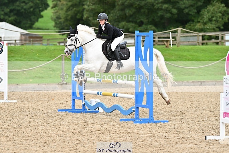 230930-105956-00239 - Cls 3 Pony Discovery & 90cm Open