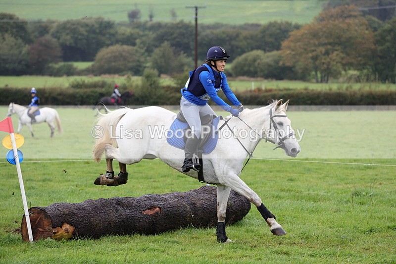 1X9A1758 - Class 2: 70cm: Log