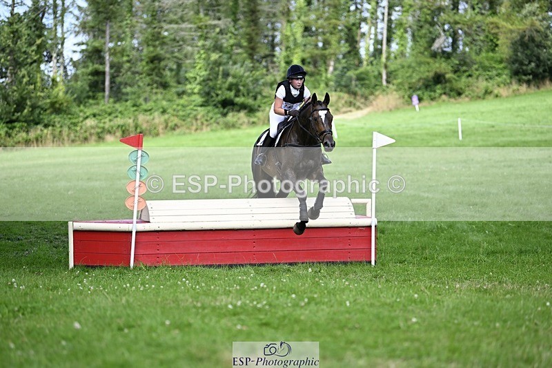 240803-151117-08426 - 183-Amelia_Hendy-WHISTLEDOWN_STAR