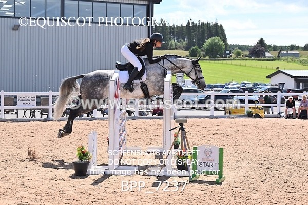 BPP_7237 - CLASS 14 FRI Nupafeeds Senior Dicovery/1m open