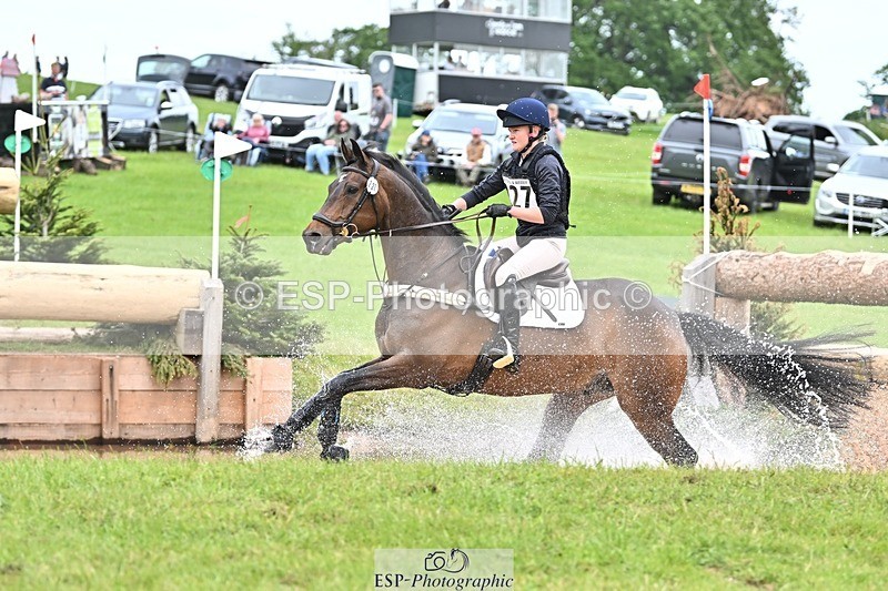 240525-154636-17299 - 227-FIREBALL_III-Oda_Christine_Lippestad