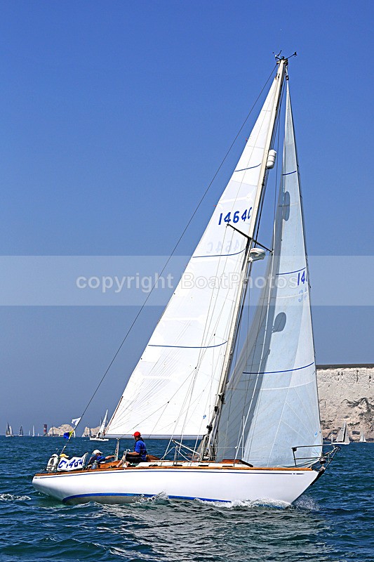 190629 FLYOVER GBR1464L 1Y3A0755 - ROUND THE ISLAND RACE 2019
