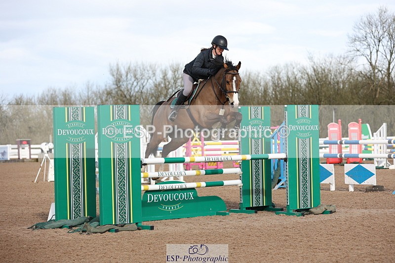 240223A-112405-00830 - Cls 4 Snr 1.05m Open