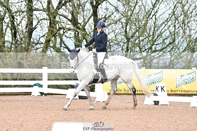 240218A-092055-04730 - 147-Tammie.Wells-Silver.moonshine