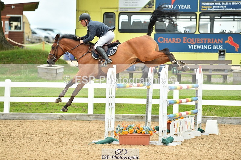 230720A-140918-03329 - Cls 21, 1 Star Gold 1.30m