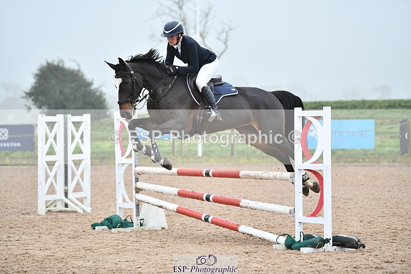 241102A-115048-04420 - SAT Cls 9 British Novice and 90cm Open