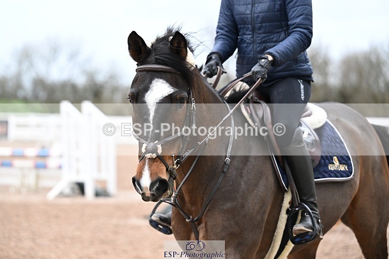 251205-101659-00196 - Cls 2 Snr British Novice and 90cm