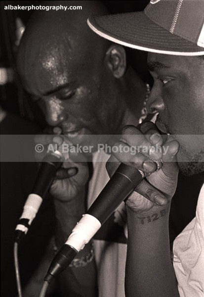 14 rodney-p  mr-tibbs - Friends-&-Family @ the-roadhouse 12.02.05