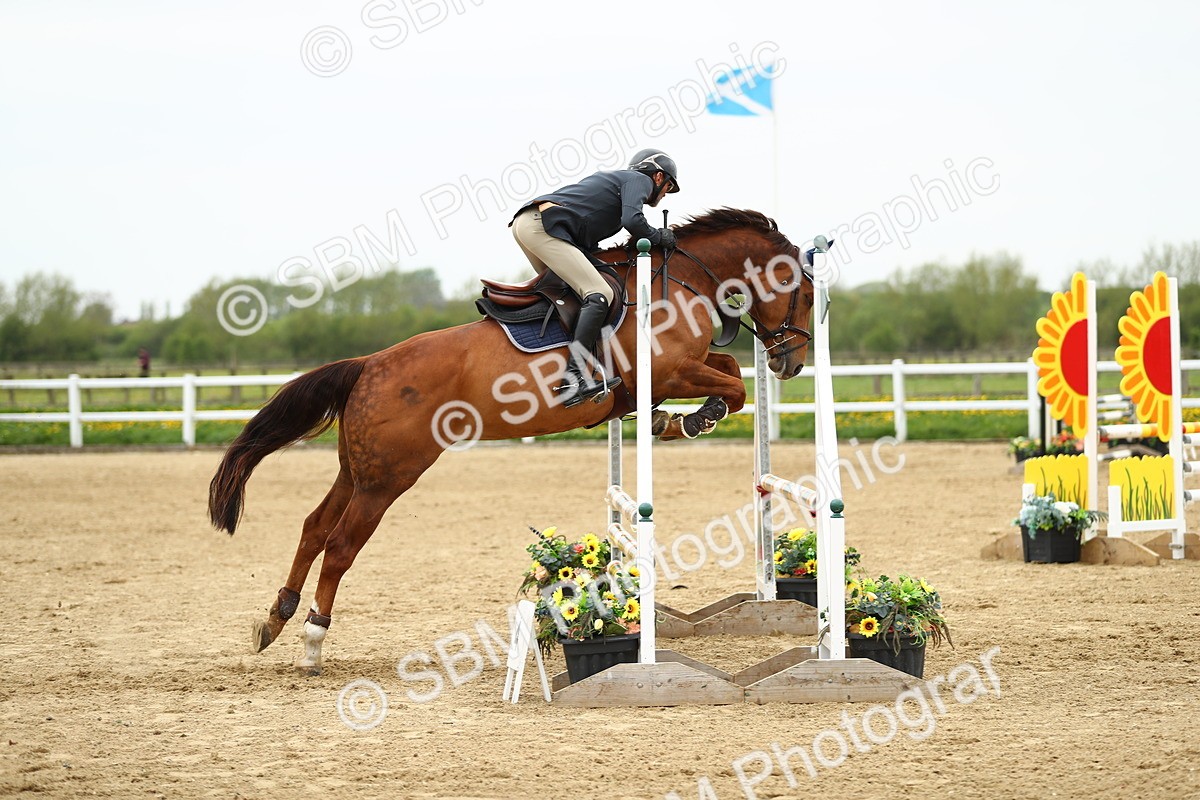 SBM_000524 - Class 2 - Senior British Novice 90cm