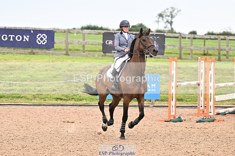 240828A-160617-01283 - Cls 5 Snr Foxhunter and 1.20m Open