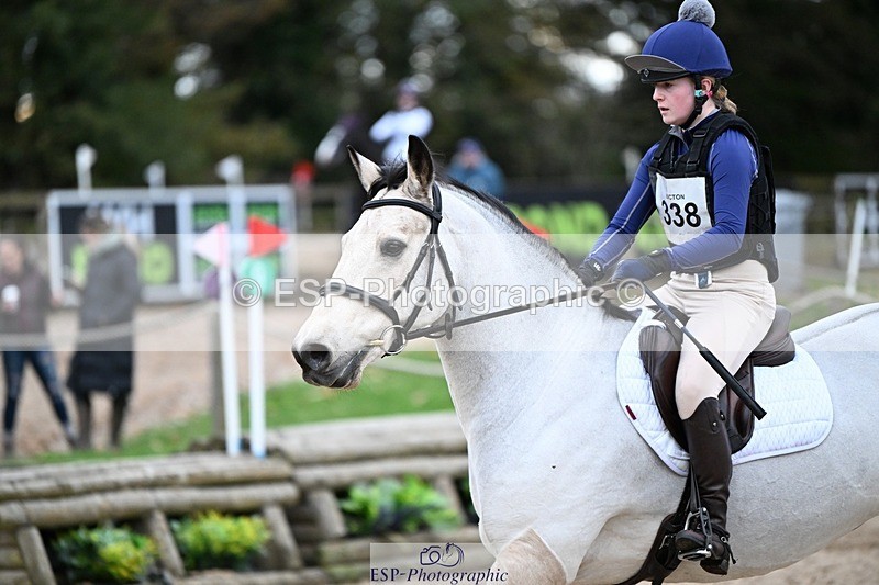 241117-143940-04672 - Cls 3 90-95cm 14.00 to 15.00