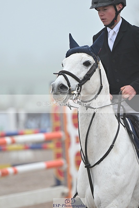 251115-123128-00977 - Cls 10 Pony Foxhunter and 1.10m Open