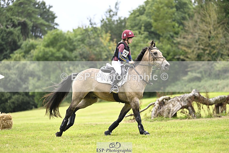 240825X-161424-36227 - 80cm XC 15.30 to 16.30