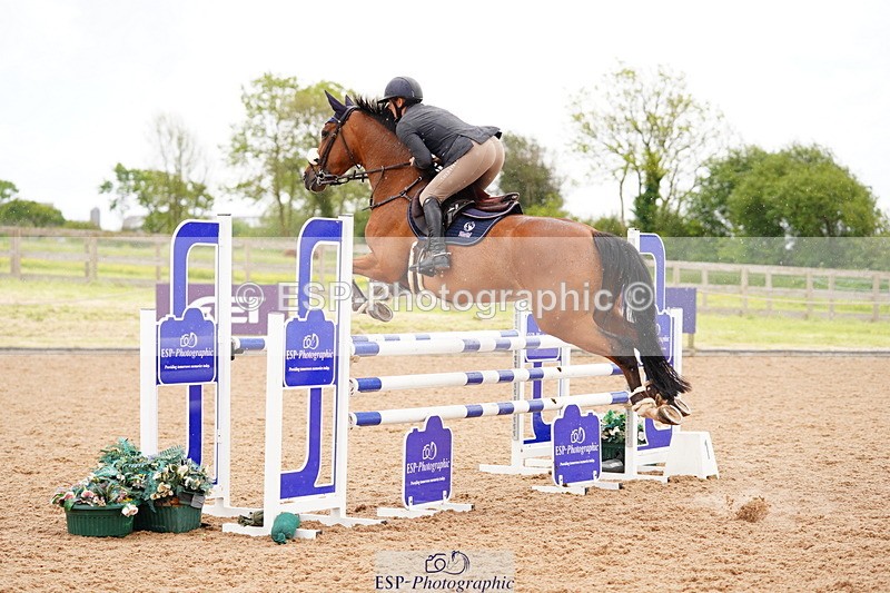 240526A-120722-07958 - Cls 26 Chard Equ 1.05m and 1.10m Grand Prix