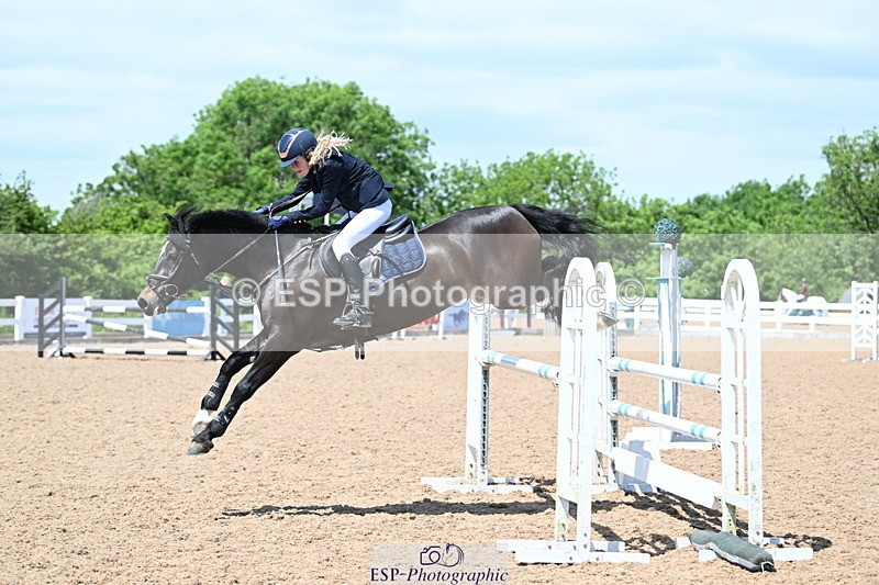 240609A-135048-05902 - Cls 25 Pony Newcomers and 1m Open