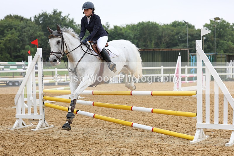 3E7A5446 - Class 4: Senior British Novice/90cm open