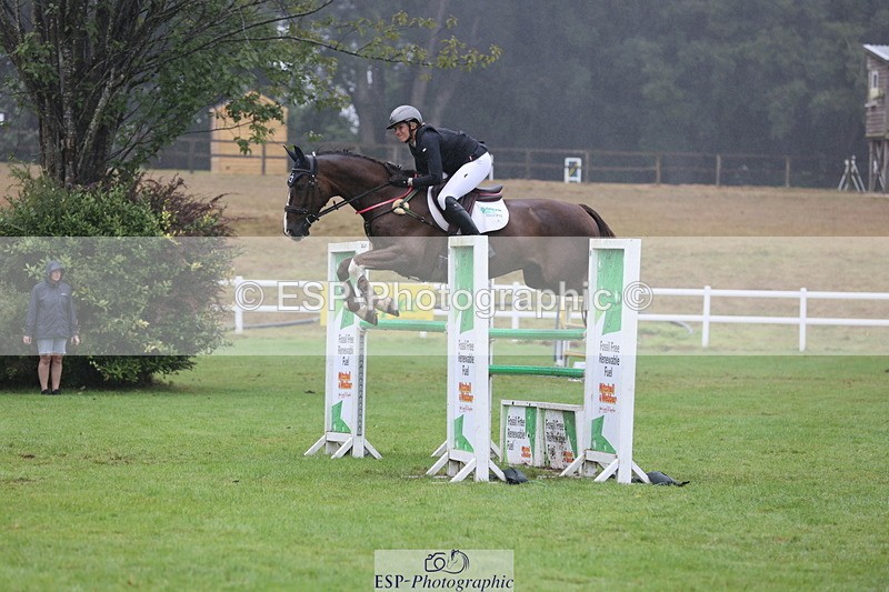 250830A-160056-07371 - Cls 17 Snr Foxhunter