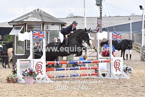 BPP_4249 - SUN CLASS 19 Club/ Unaff 80cms Open