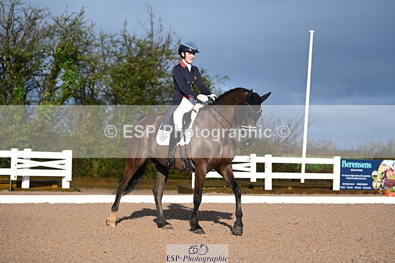 240218A-090746-05011 - 162-Holly.Kerslake-Totil.Platinum