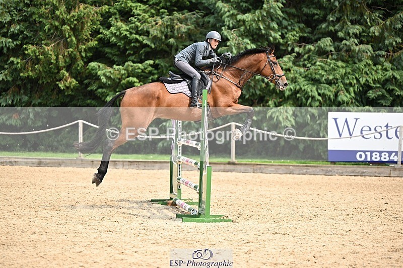 240818-134930-04756 - Cls 11A Snr Newcomers