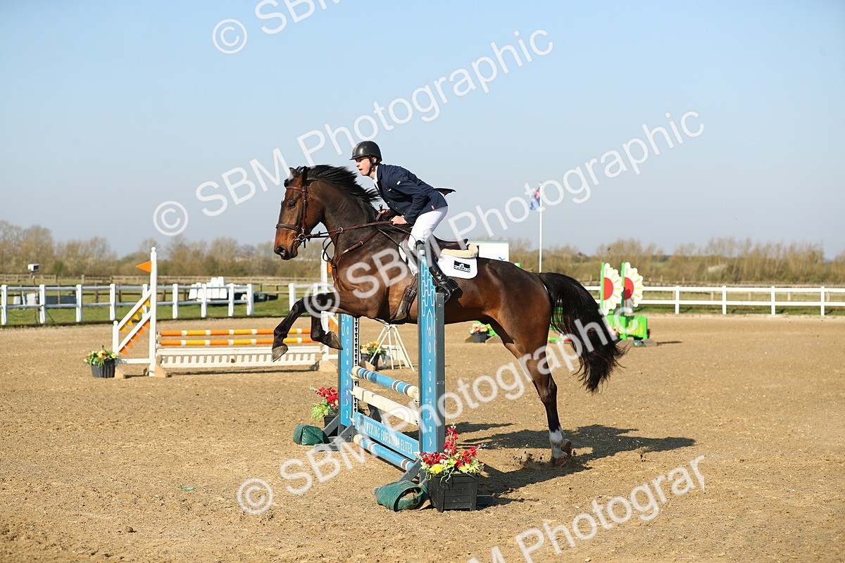 SBM_000012 - Class 1 - Clear Round