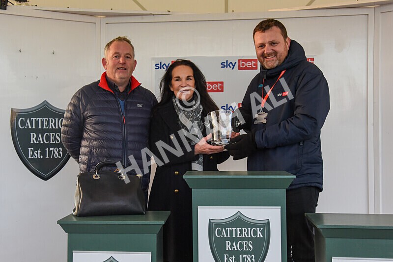 281224-Race 5-Poetry Man-4254 - Race 5