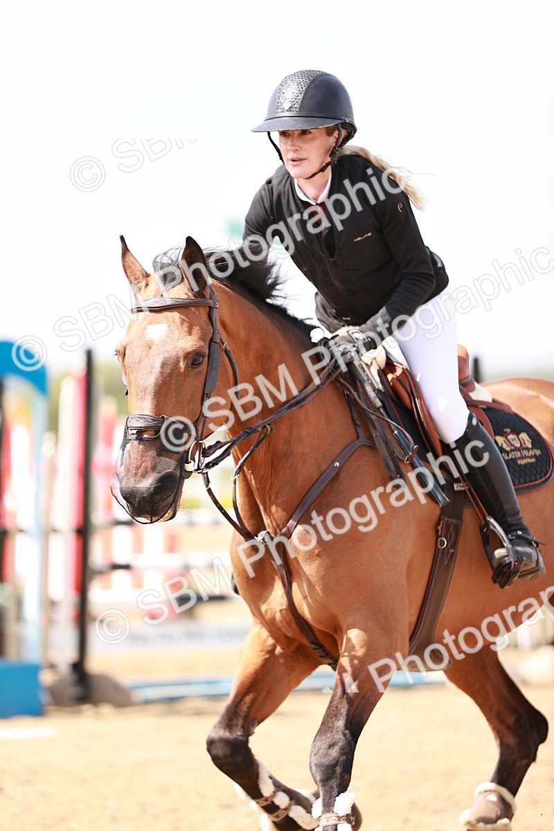  - Class 24 - Senior Newcomers - 1.10m