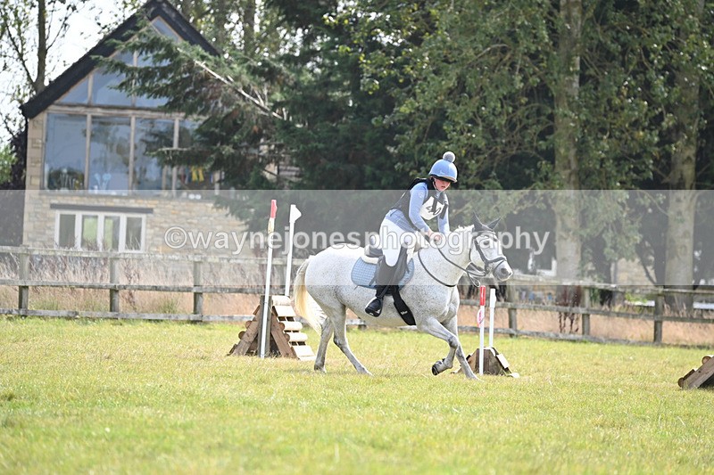 WJ6_2080 - 60cm XC Time 13:54 to 14:20