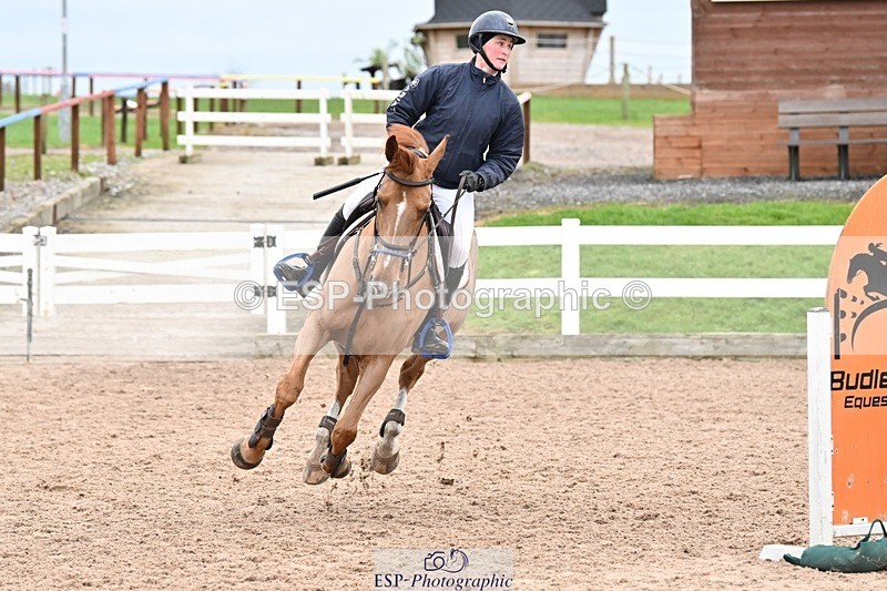 250112-132625-01464 - Cls 20 Newcomers and 1.10m Open