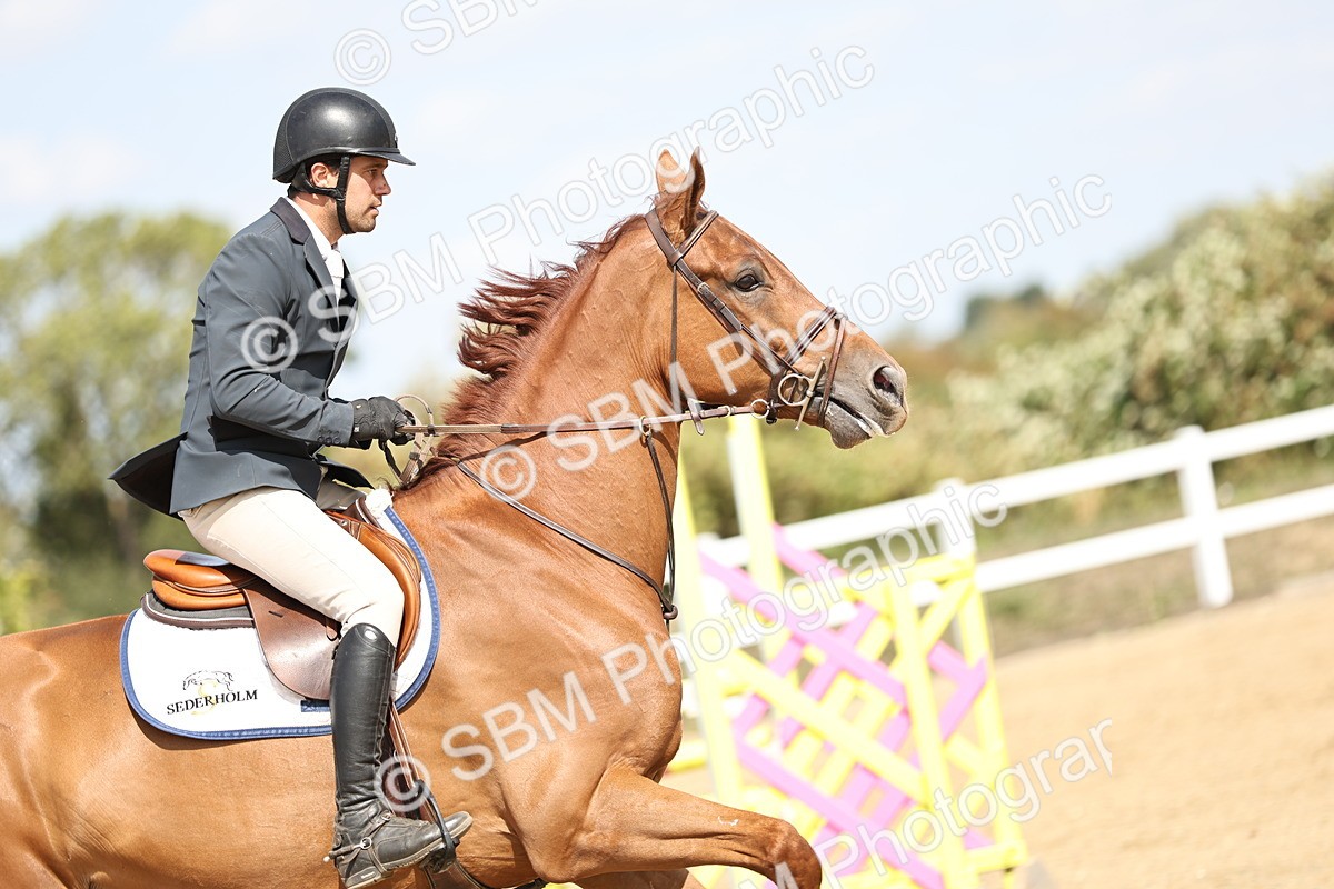 SBM_005020 - Class 5 - Senior Discovery - 1.00m Open