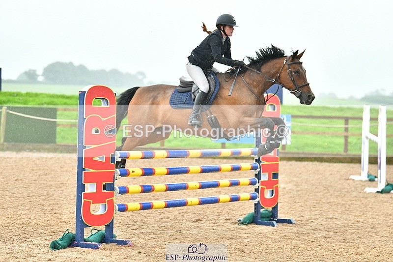 230805A-104831-00201 - Cls 2 Snr Newcomers & 1.10m Open