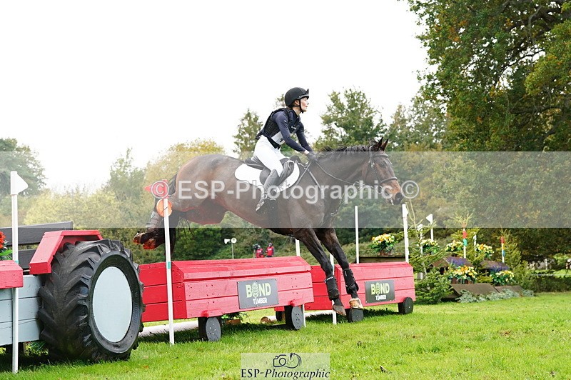 251025A-133810-20650 - F-428-Jemima.Wilson