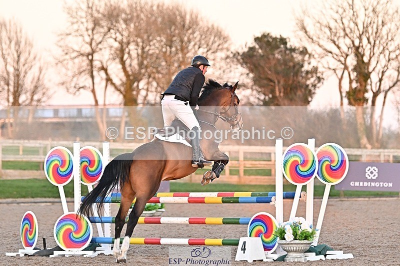 250401-193539-01062 - 100cm Cl;asses