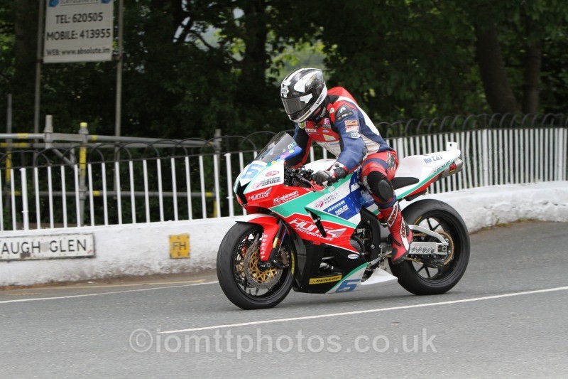Michael Dunlop Honda / MD Racing - Monster Energy Supersport Race 2