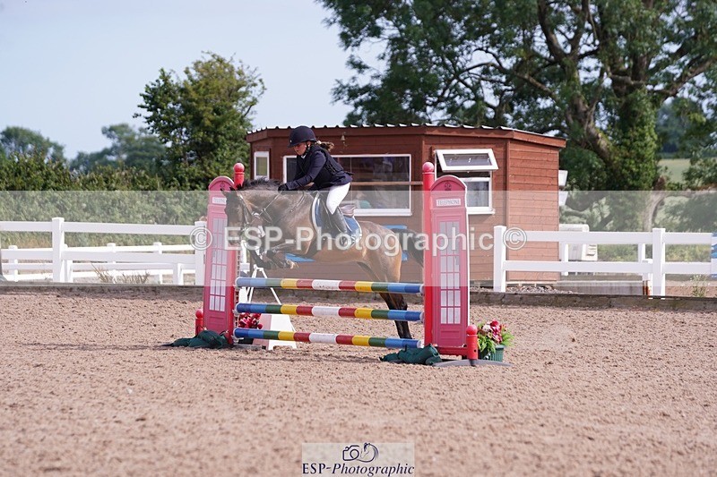 250629-165630-13133 - Cls 33 Stepping Stones 128cm and 138cm