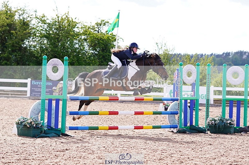 240506A-162936-10134 - Cls 23 Club 90cm