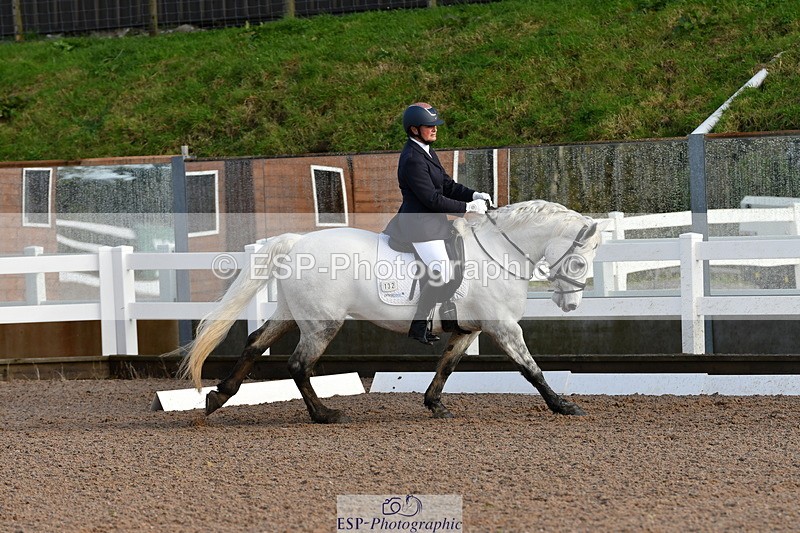 231104A-104311-00142 - Cls 4 Novice 22