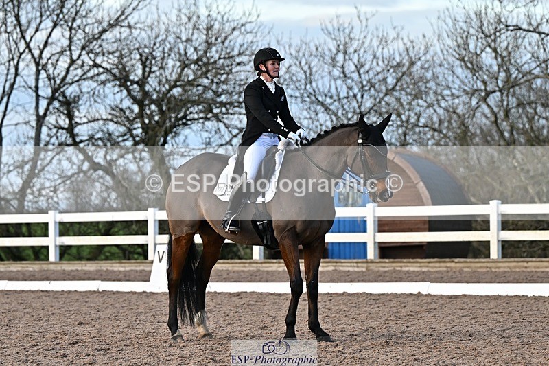 241214-150154-03062 - 160-Shelly.Smit-Sharp.Sharp