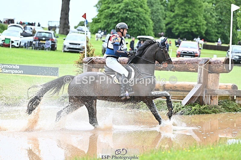 240526-145150-24229 - 514-CROSSBORDER_RADAR_LOVE-Raf_Kooremans