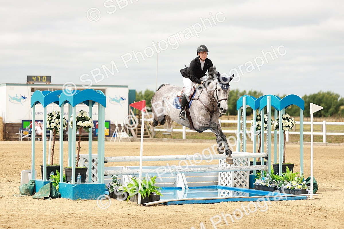 SBM_017399 - Class 21 - Senior Newcomers Championship 2d Rd