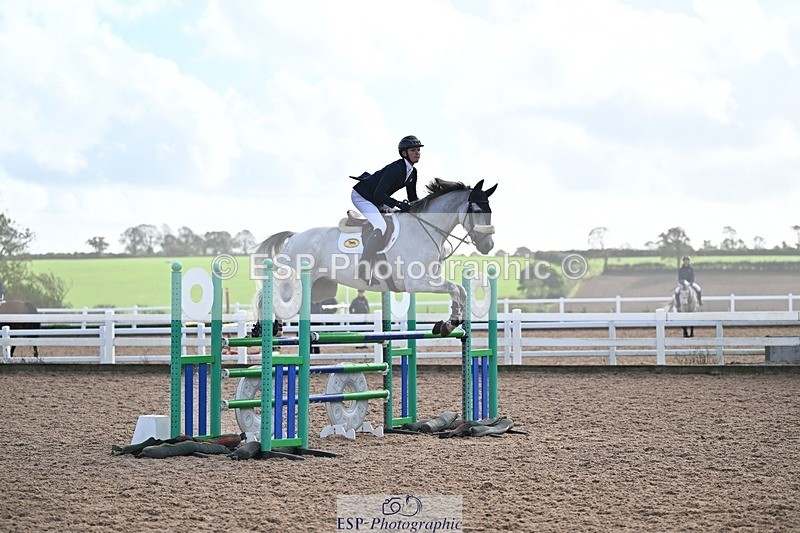 261014-142912-00772 - Cls 07 Snr Fox & 1.20m Open