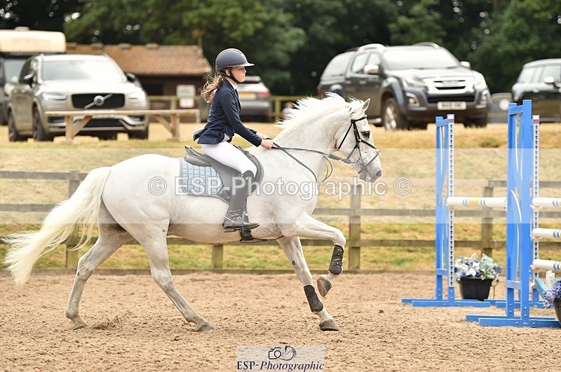 230618-144034-12956 - Cls 25 Pony Foxhunter & 1.10m Open