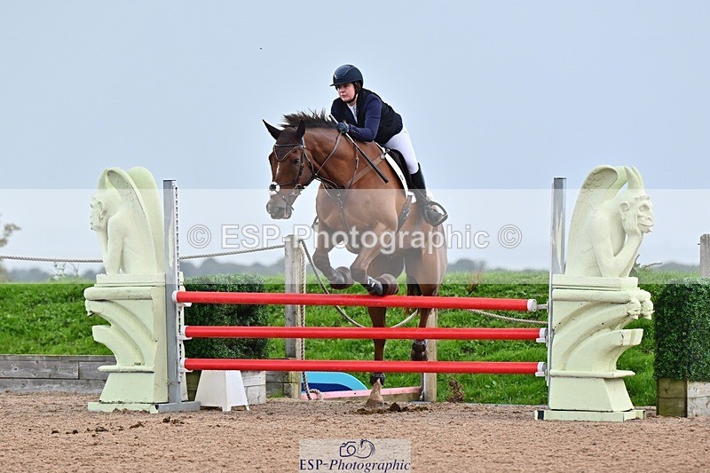 250912-152934-05073 - Cls 17 Chard 1m Speed Derby